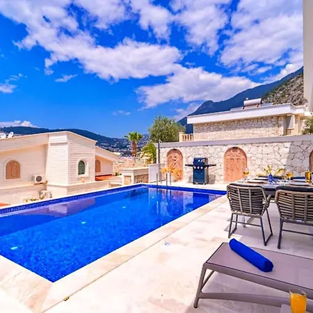 Komurluk 2 Bedroom فيلة *